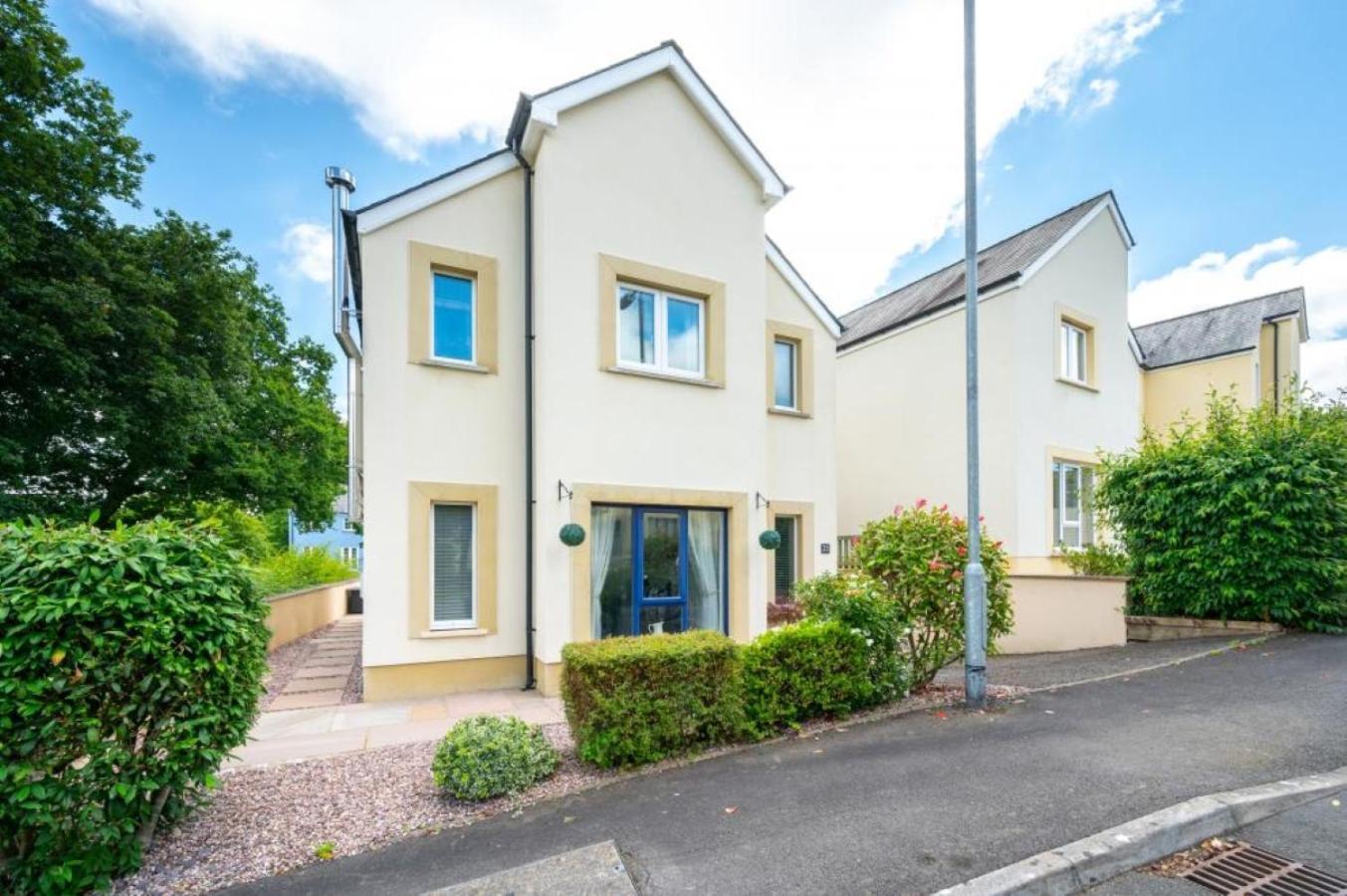 3 Bed Holiday Home In Llandeilo With Log Burner Extérieur photo